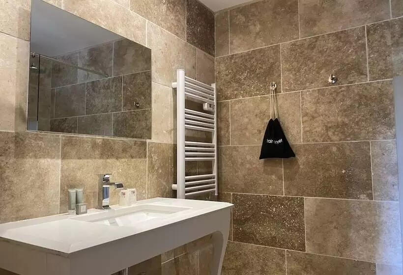 Hotelli Domaine De La Reynaude