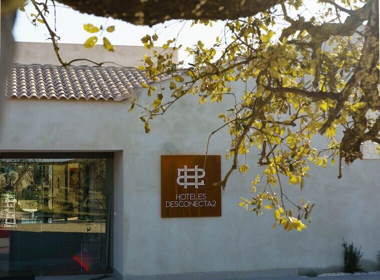 Hotel Es Desconecta2