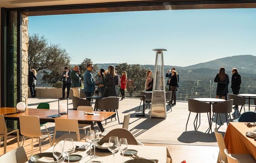 Hotel Es Desconecta2