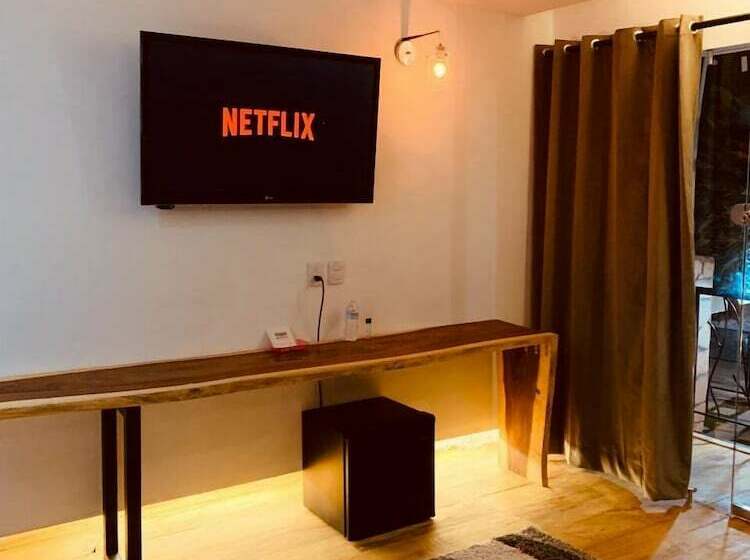 فندق Garden Suites Tonlá