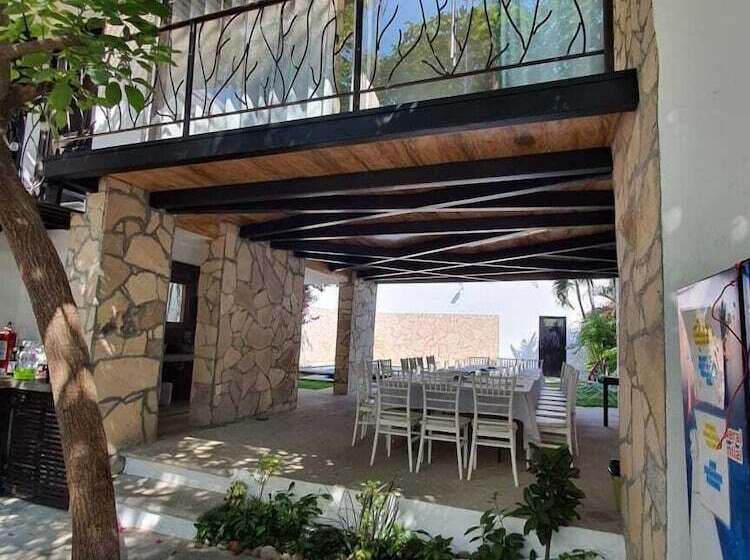 فندق Garden Suites Tonlá