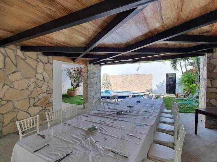 فندق Garden Suites Tonlá