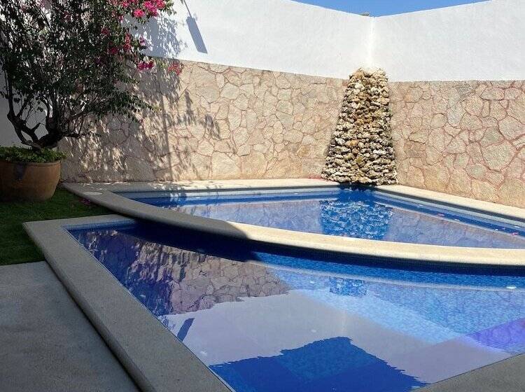 فندق Garden Suites Tonlá