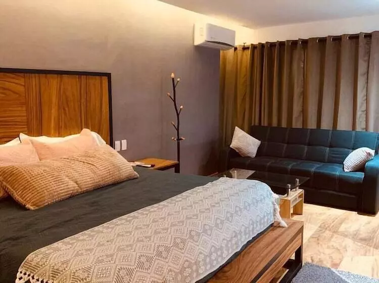 ホテル Garden Suites Tonlá