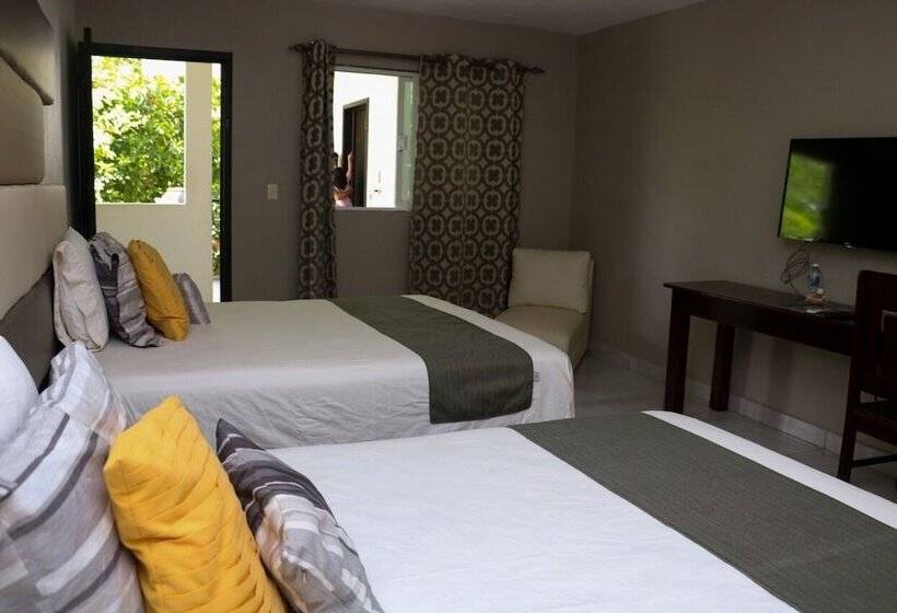 فندق Garden Suites Tonlá