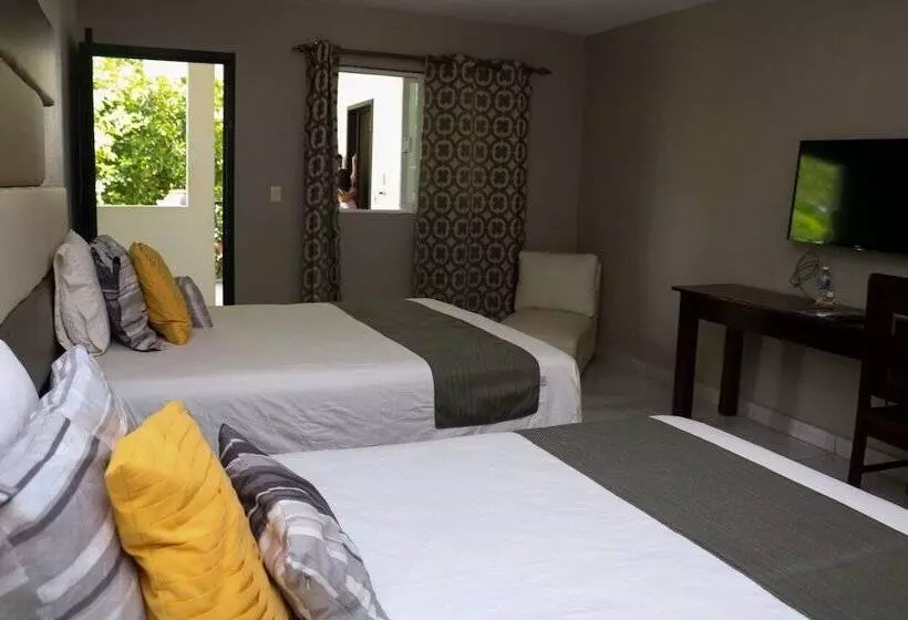 ホテル Garden Suites Tonlá