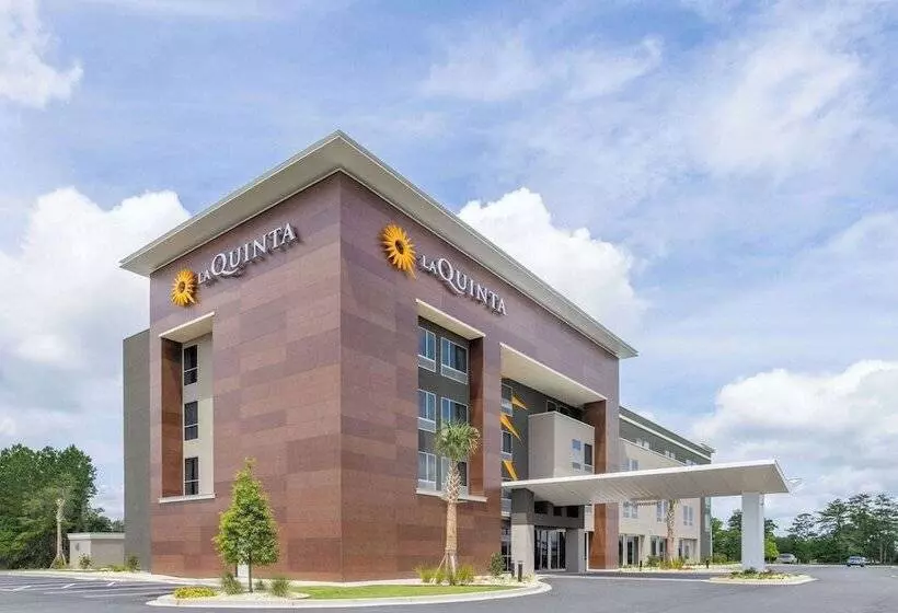 Hotelli La Quinta Inn & Suites By Wyndham Valdosta