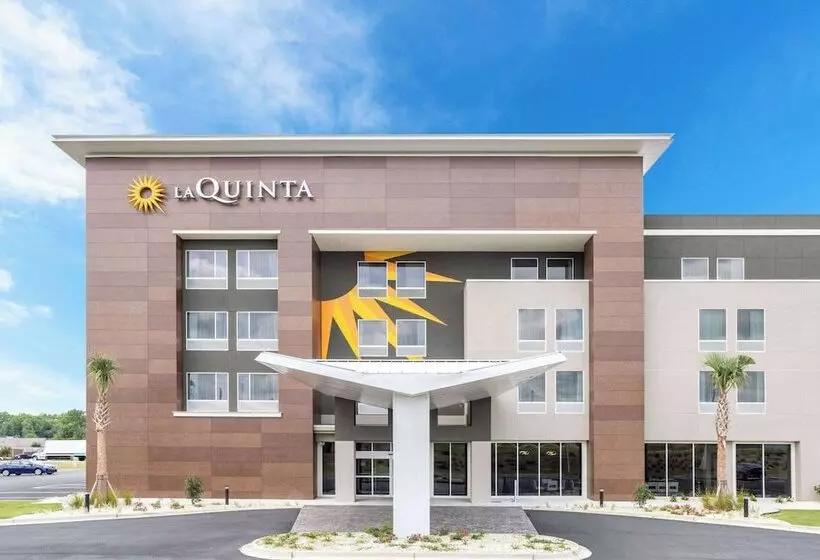 Hotelli La Quinta Inn & Suites By Wyndham Valdosta
