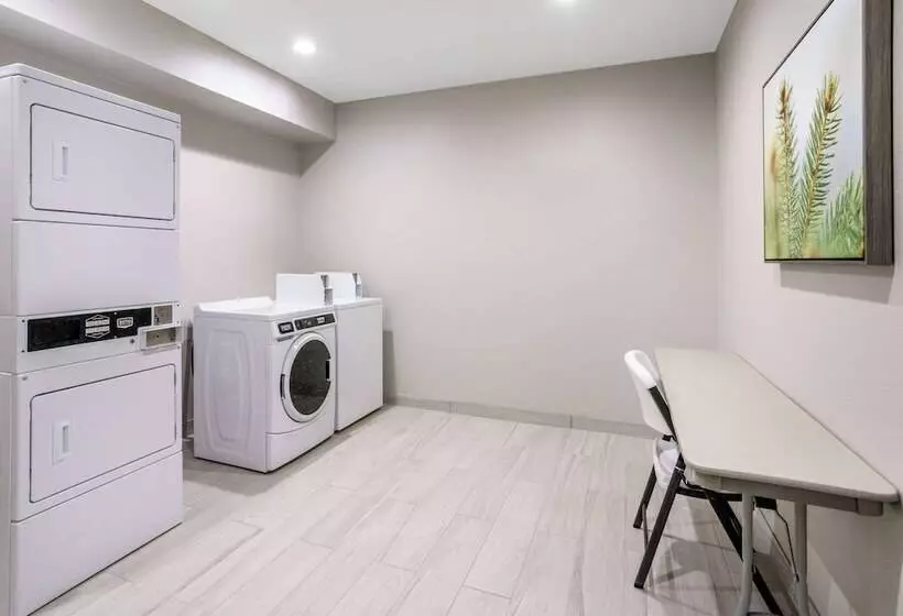 Hotelli La Quinta Inn & Suites By Wyndham Valdosta