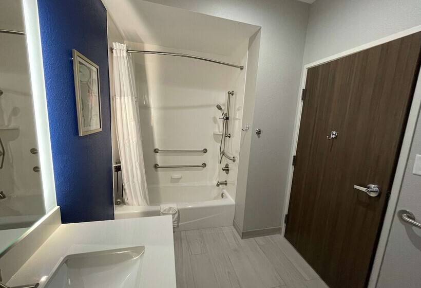 هتل La Quinta Inn & Suites By Wyndham Valdosta