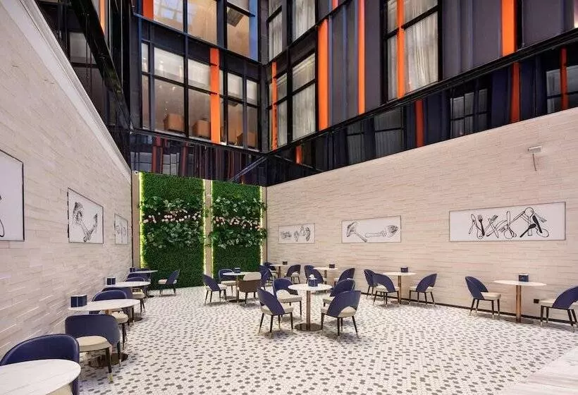 Hotelli Ramada By Wyndham Huzhou Wuxing