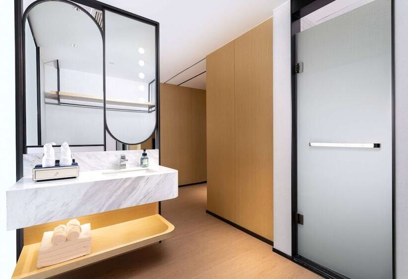 Hotel Ramada By Wyndham Huzhou Wuxing