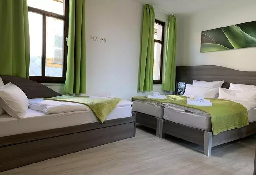 Hotelli Rhöner Ferienwohnung