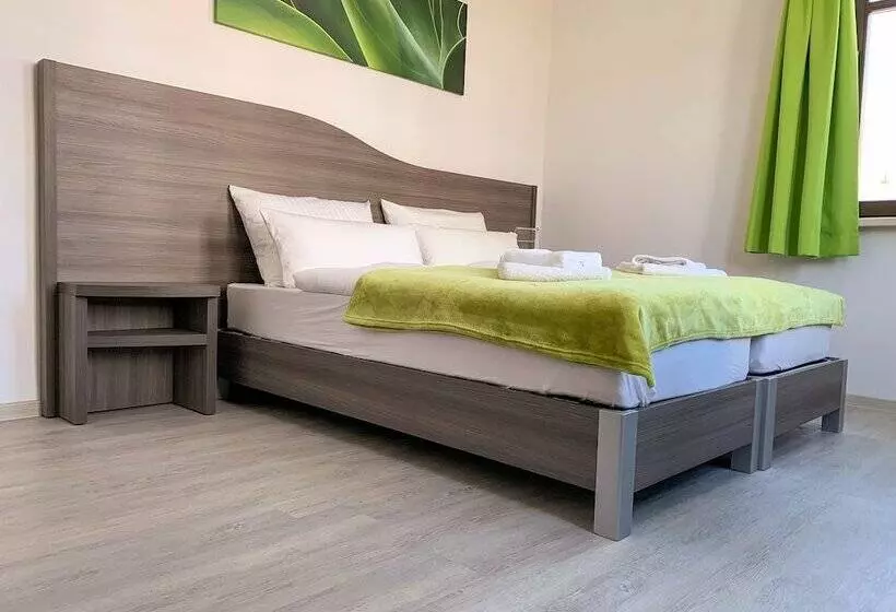 Hotelli Rhöner Ferienwohnung