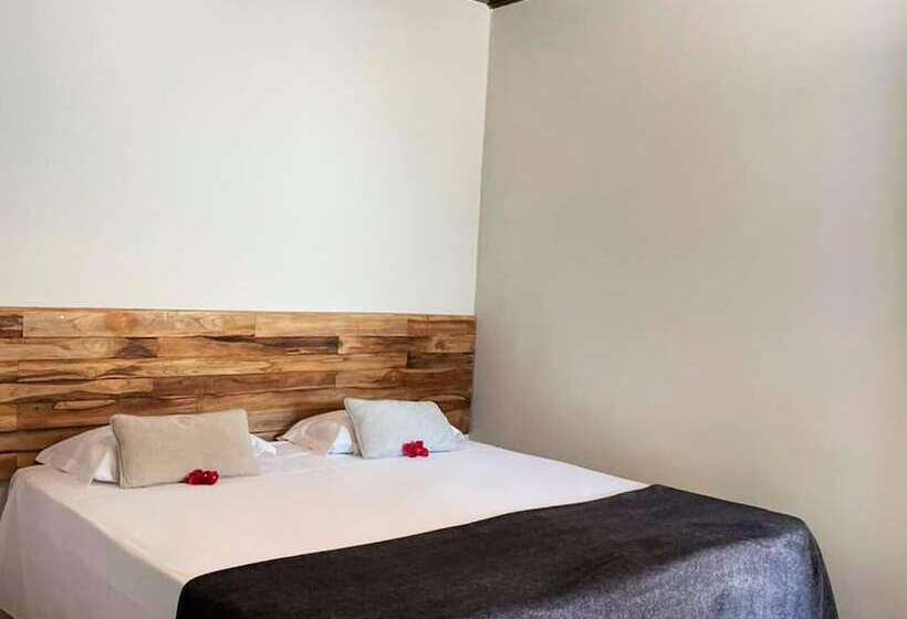 Отель Santa Rosa Pantanal