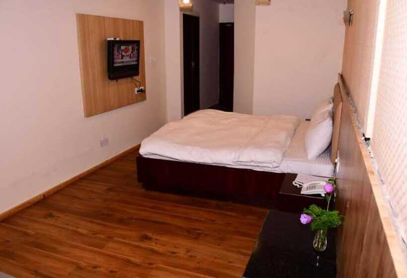 Hotel The Himalayan Vista