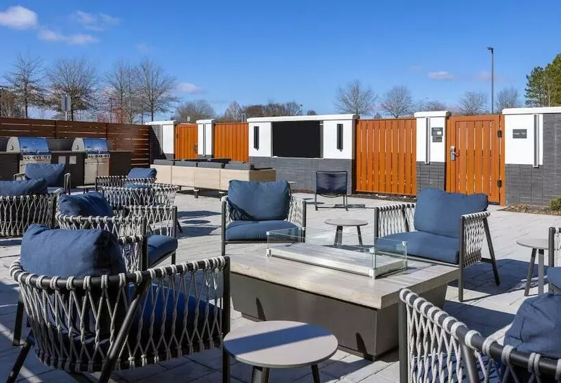 Hotelli Towneplace Suites By Marriott Canton Riverstone Parkway