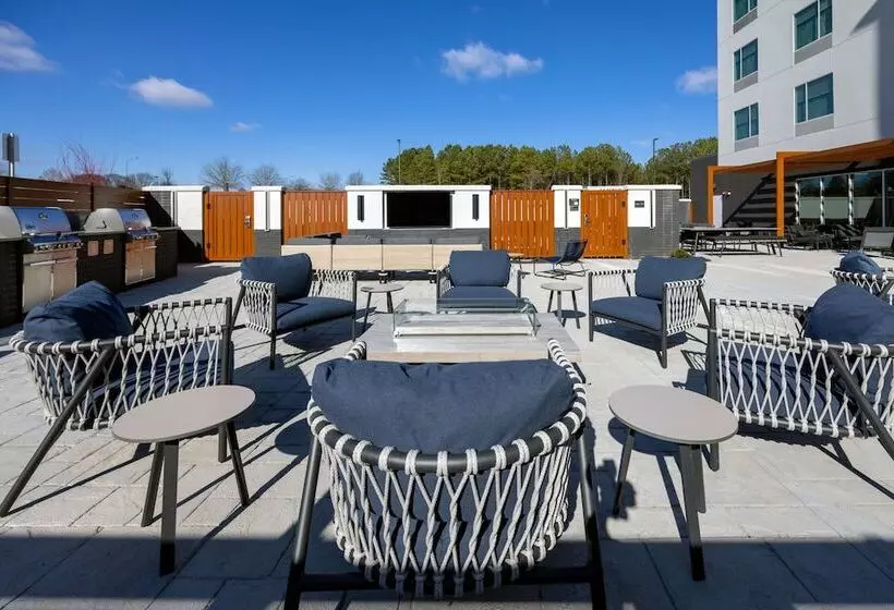 Hotelli Towneplace Suites By Marriott Canton Riverstone Parkway