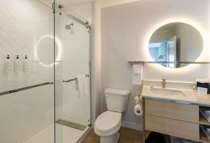 Hotelli Towneplace Suites By Marriott Canton Riverstone Parkway