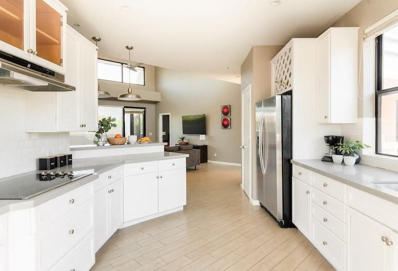 Ivory I By Avantstay Modern Home W/ Stunning Views Close To Old Town