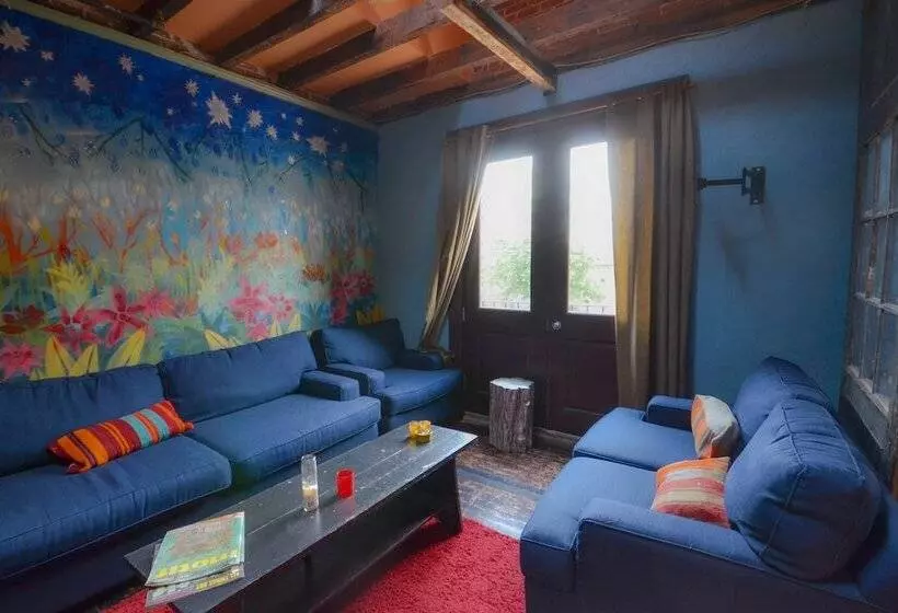 Michie Hostel