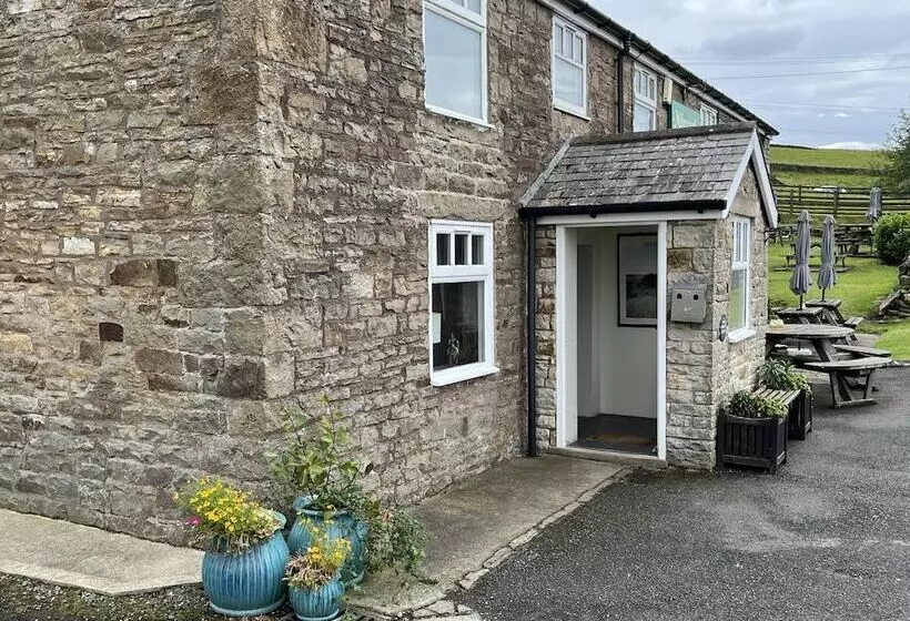 Milecastle Inn On Hadrian S Wall Near Haltwhistle