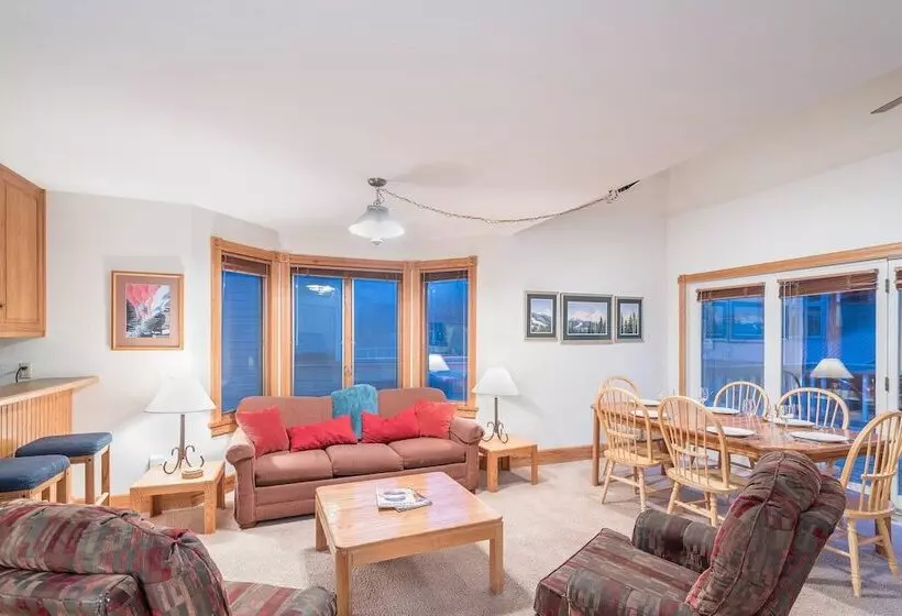 Mountain House East By Avantstay Close To The Slopes And Town!
