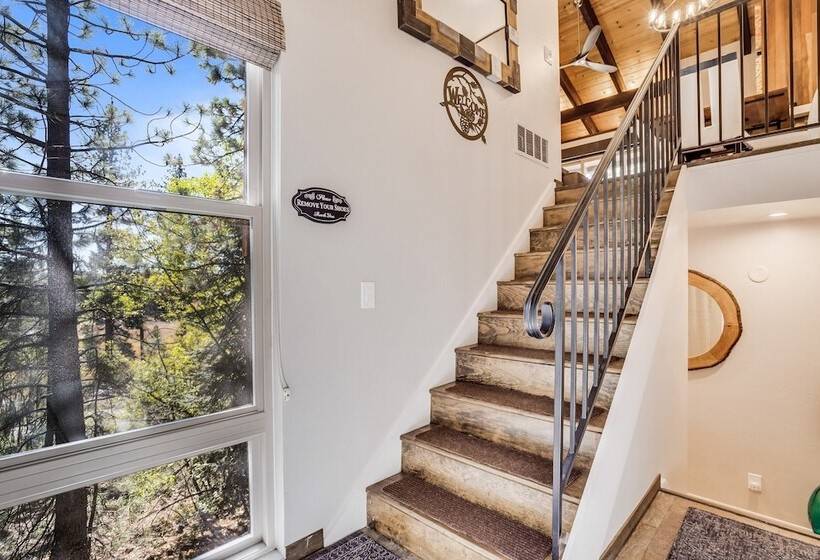 Pinegrove By Avantstay Beautiful Villas Condo Just Outside Tahoe City!