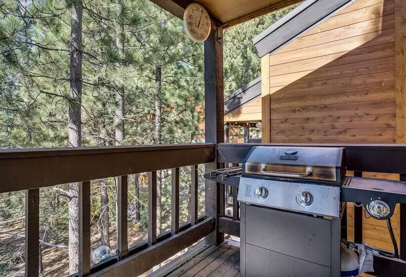 Pinegrove By Avantstay Beautiful Villas Condo Just Outside Tahoe City!