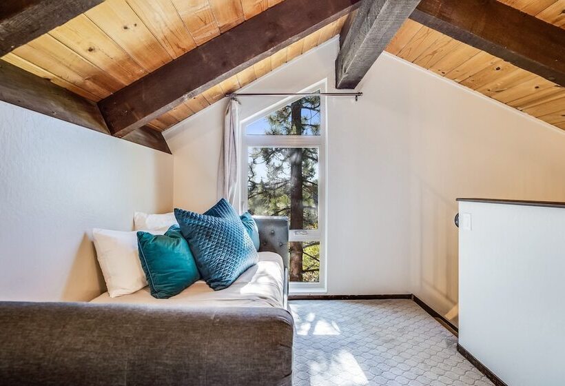 Pinegrove By Avantstay Beautiful Villas Condo Just Outside Tahoe City!