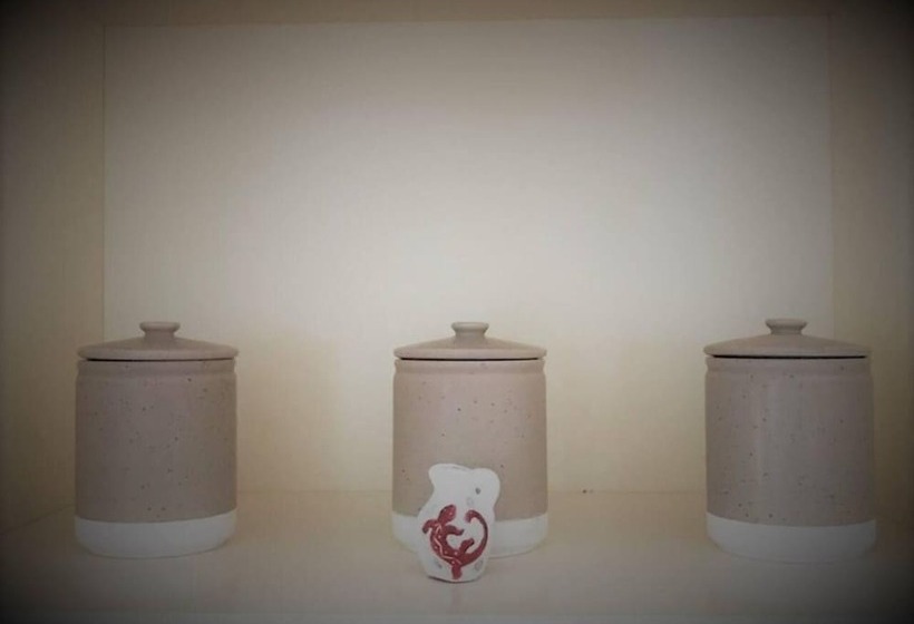 住所 Charming 5 Bed House In Granja