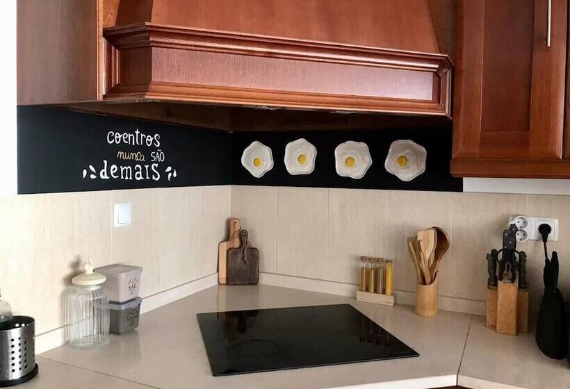 住所 Charming 5 Bed House In Granja