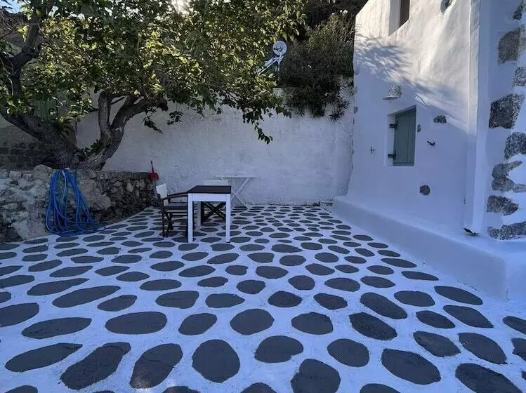 اقامتگاه Siesta Villas Nearby Tzanaki Beach
