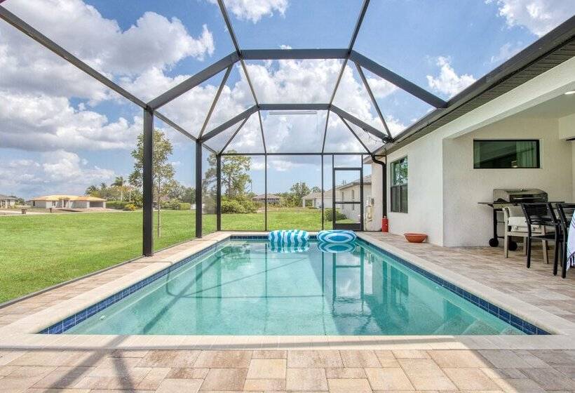 Sirenia By Avantstay Gorgeous Cape Coral Home W/ Pool & Modern Interior