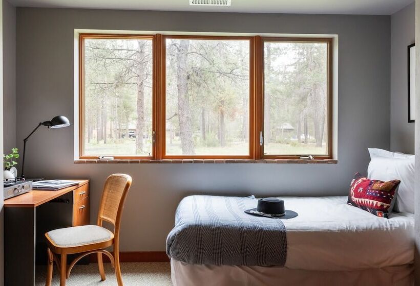 Skylight By Avantstay Elevated Mountain Home W/ Hot Tub, Billiards, Large Patio