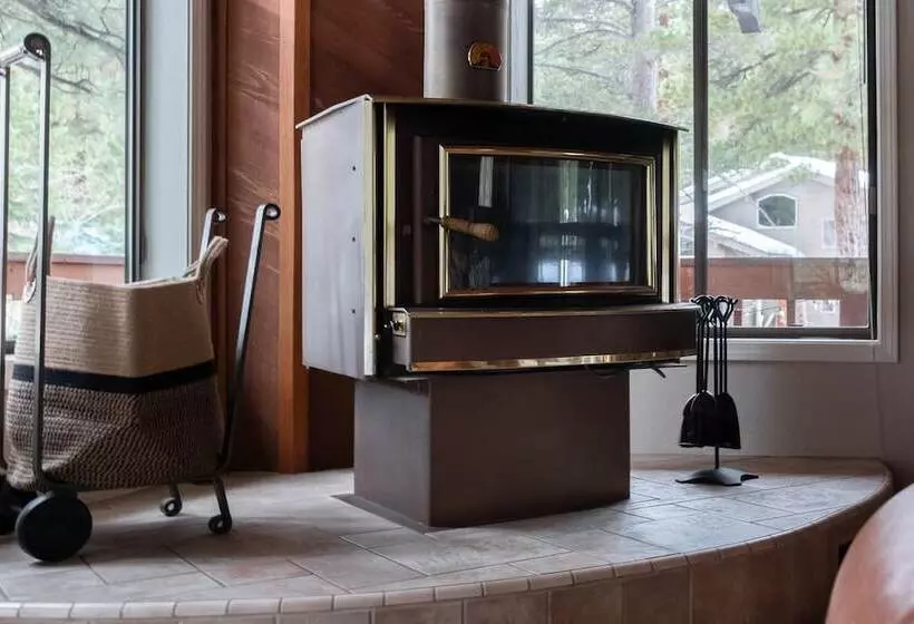 Tarly By Avantstay 5mins To Diamond Peak Skiing W/ Hot Tub In Incline Village