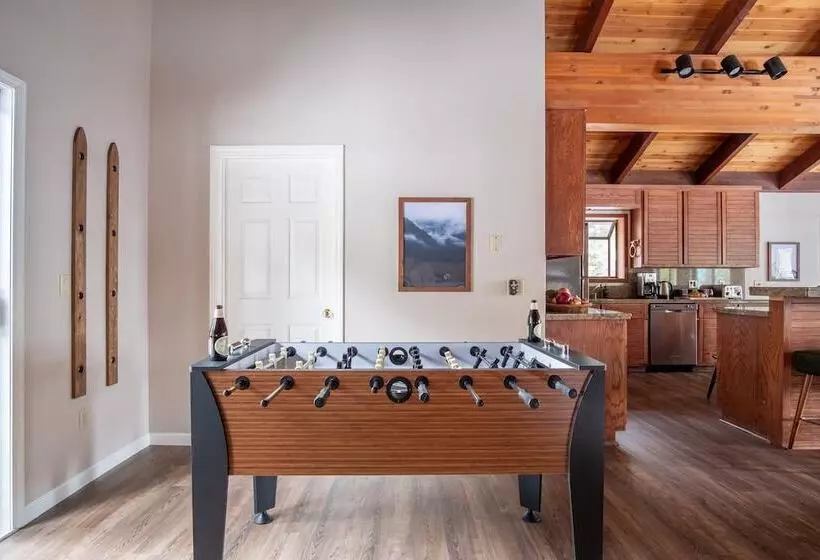 Tarly By Avantstay 5mins To Diamond Peak Skiing W/ Hot Tub In Incline Village