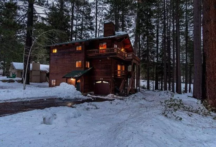 Tarly By Avantstay 5mins To Diamond Peak Skiing W/ Hot Tub In Incline Village