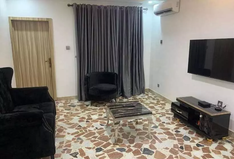 Weena Hotel & Resort