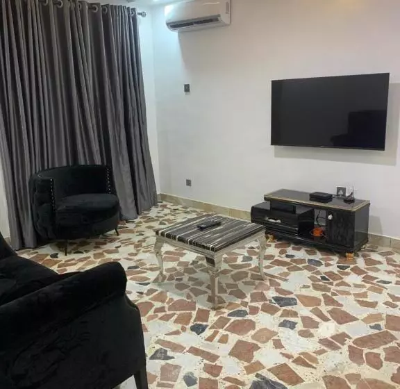 Weena Hotel & Resort