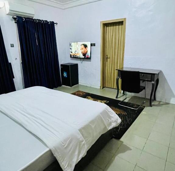 Weena Hotel & Resort