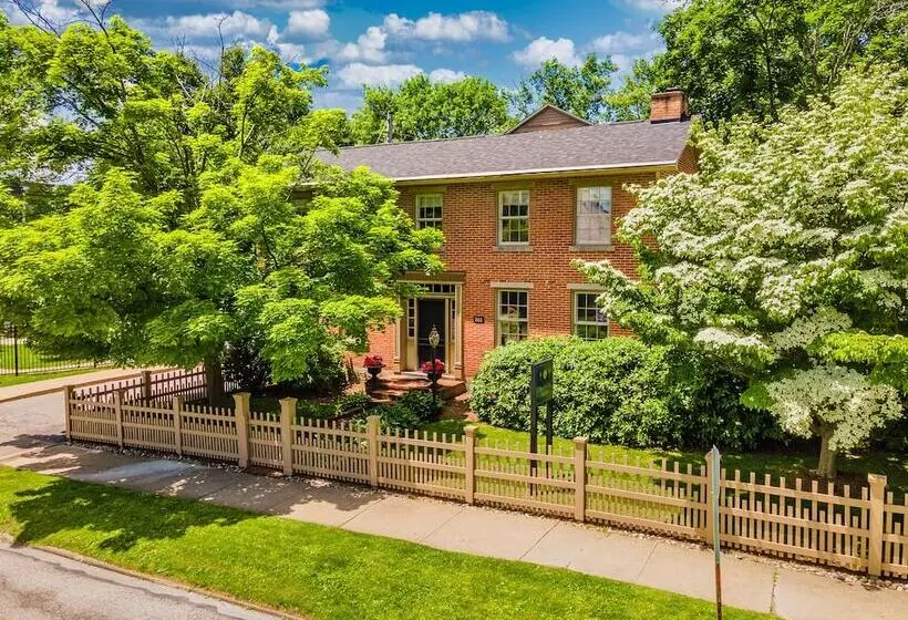 Aamiaismajoitus (B&B) The Inn On Market