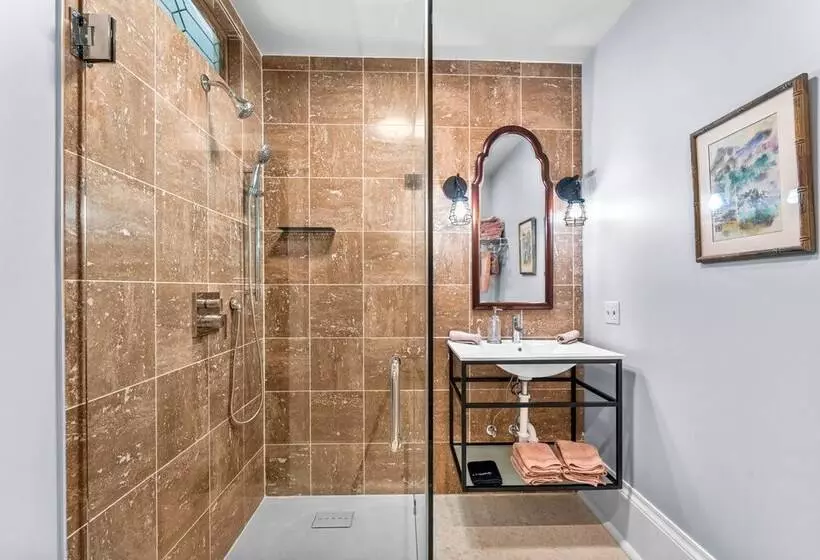 Aamiaismajoitus (B&B) The Inn On Market