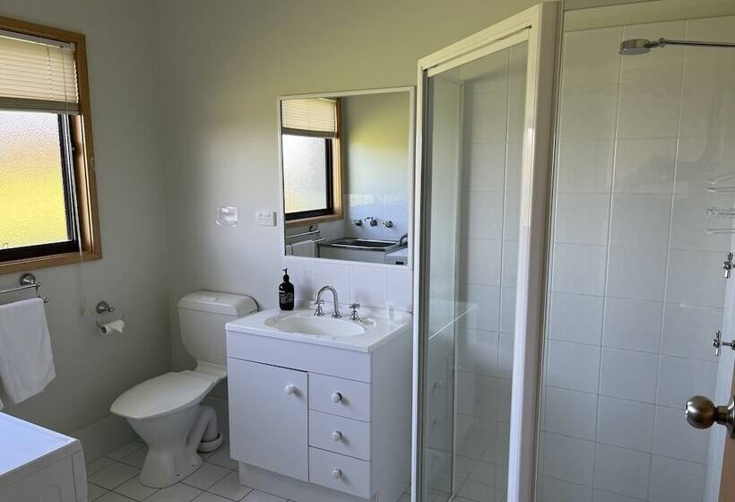 Black Bream Point Cabins