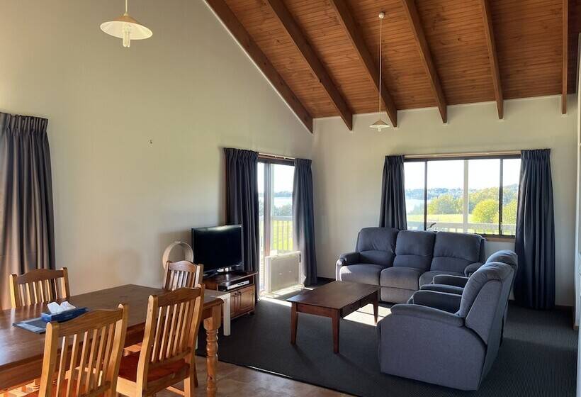 Black Bream Point Cabins