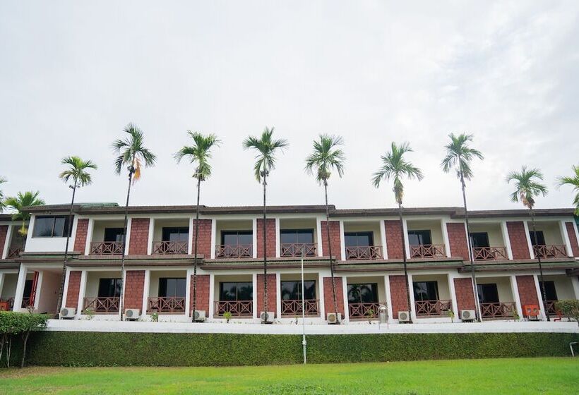 Greenleaf The Resort & Spa, Ganpatipule