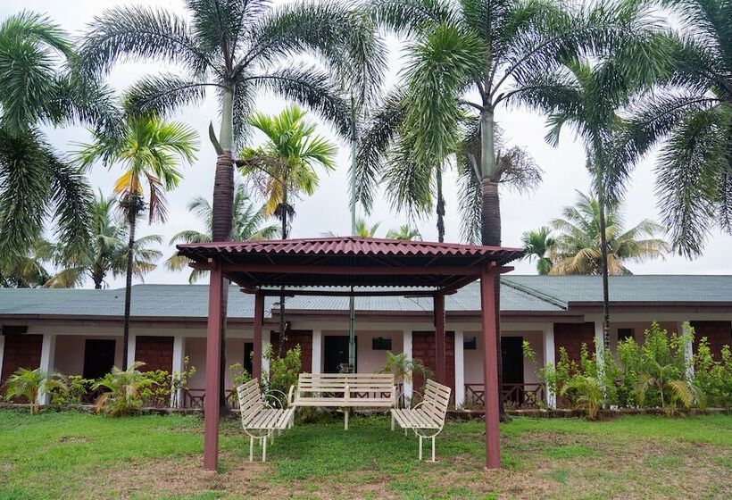 Greenleaf The Resort & Spa, Ganpatipule