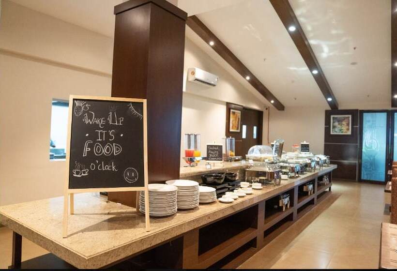 Greenleaf The Resort & Spa, Ganpatipule