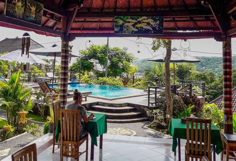 فندق Mad Monkey Nusa Lembongan