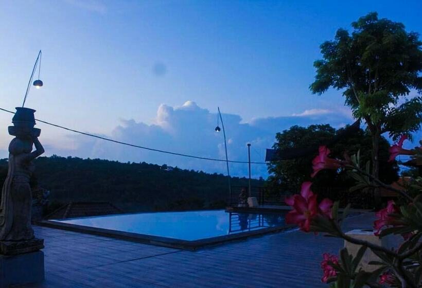 فندق Mad Monkey Nusa Lembongan